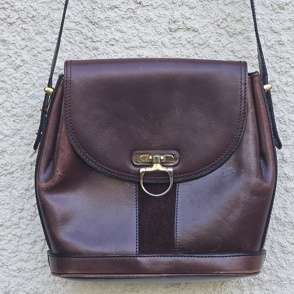 Umberto Firenze brown leather fliplock crossbody bag